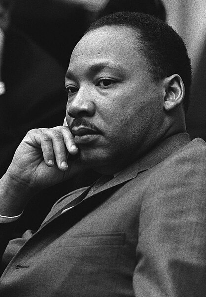 Tập tin:Martin Luther King, Jr. cropped.jpg