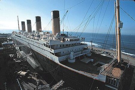 Tập_tin:TitanicBaja.jpg