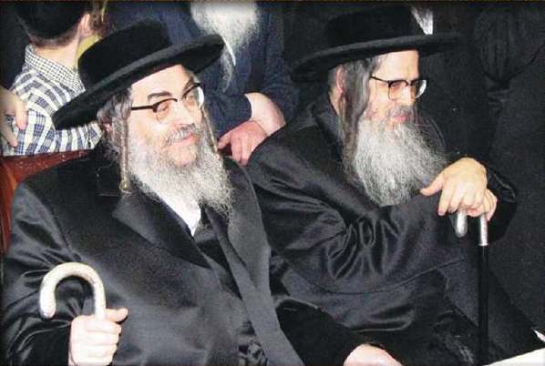 טעקע:Rabbis brothers.jpg