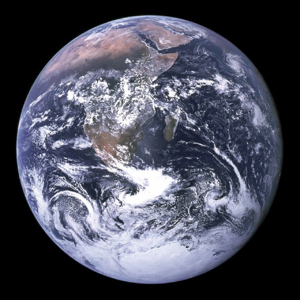 tóng-àn:Earth-apollo17.jpg