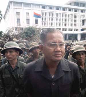 File:Duong Van Minh Independence Palace April 30 1975.jpg