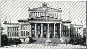 1. Friedrich Schinkel: Schauspielhaus in Berlin (1818–21).