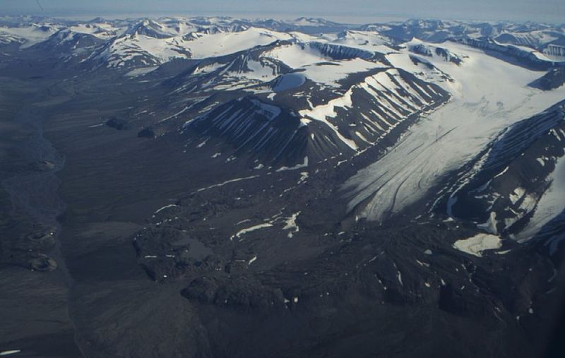 File:Little ice age moraines, Svalbard.jpg