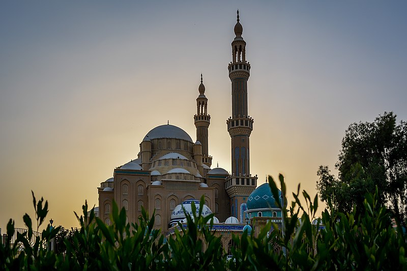 File:Jalil Khaiat Mosque.jpg