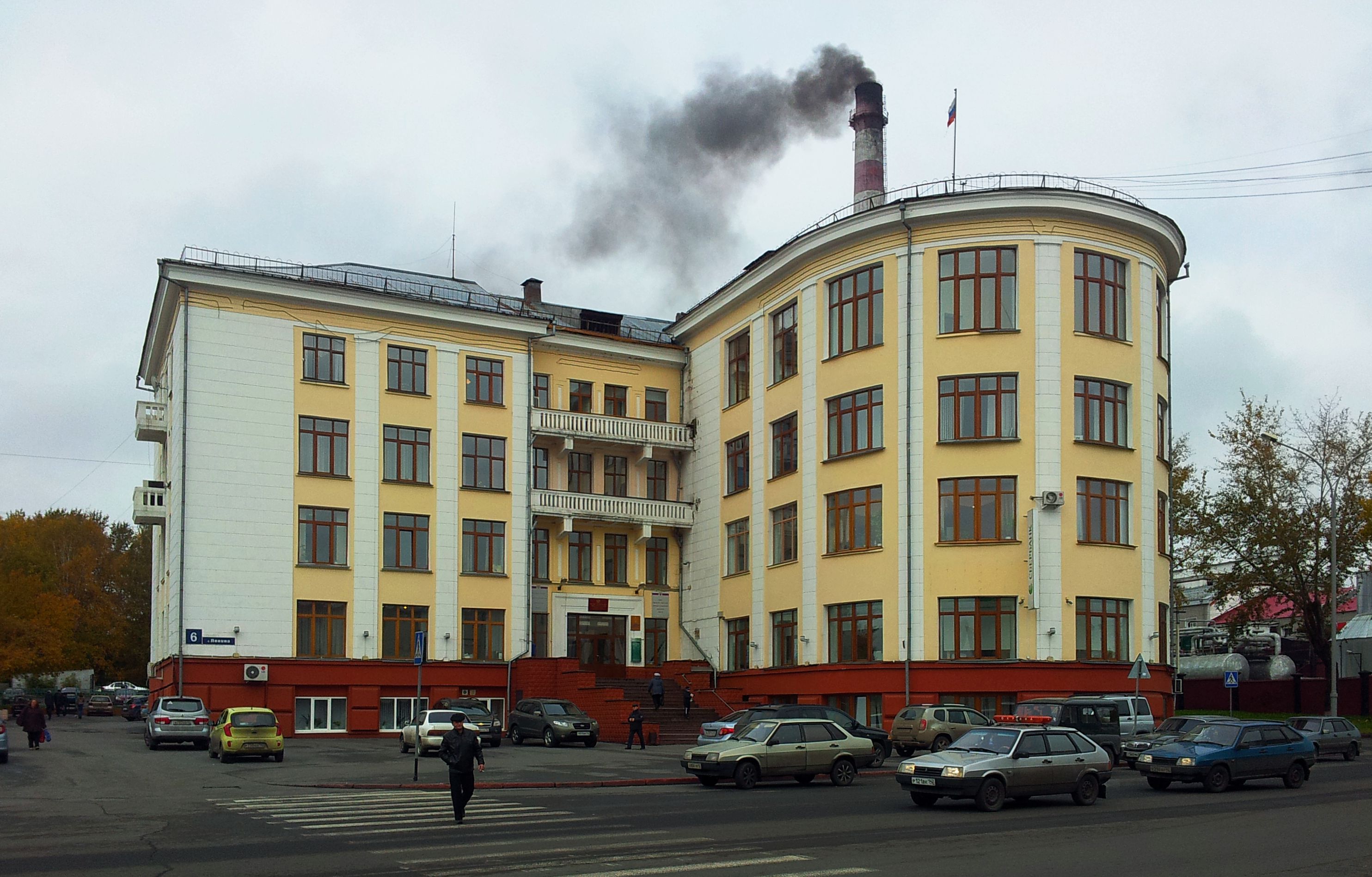 Файл:Administration Anzhero-Sudzhensk.jpg — Путеводитель Викигид Wikivoyage