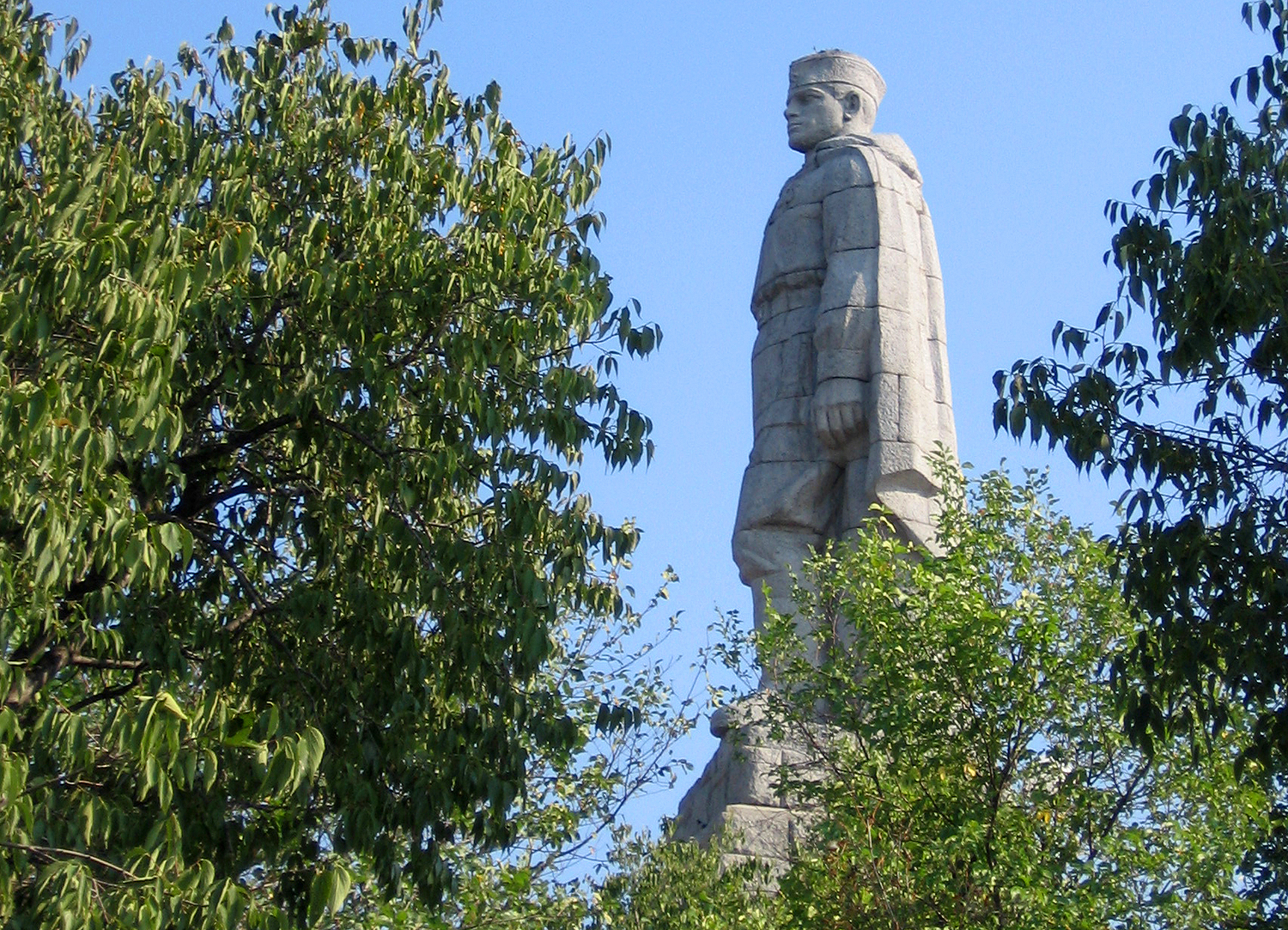 памятник солдату в болгарии алеша