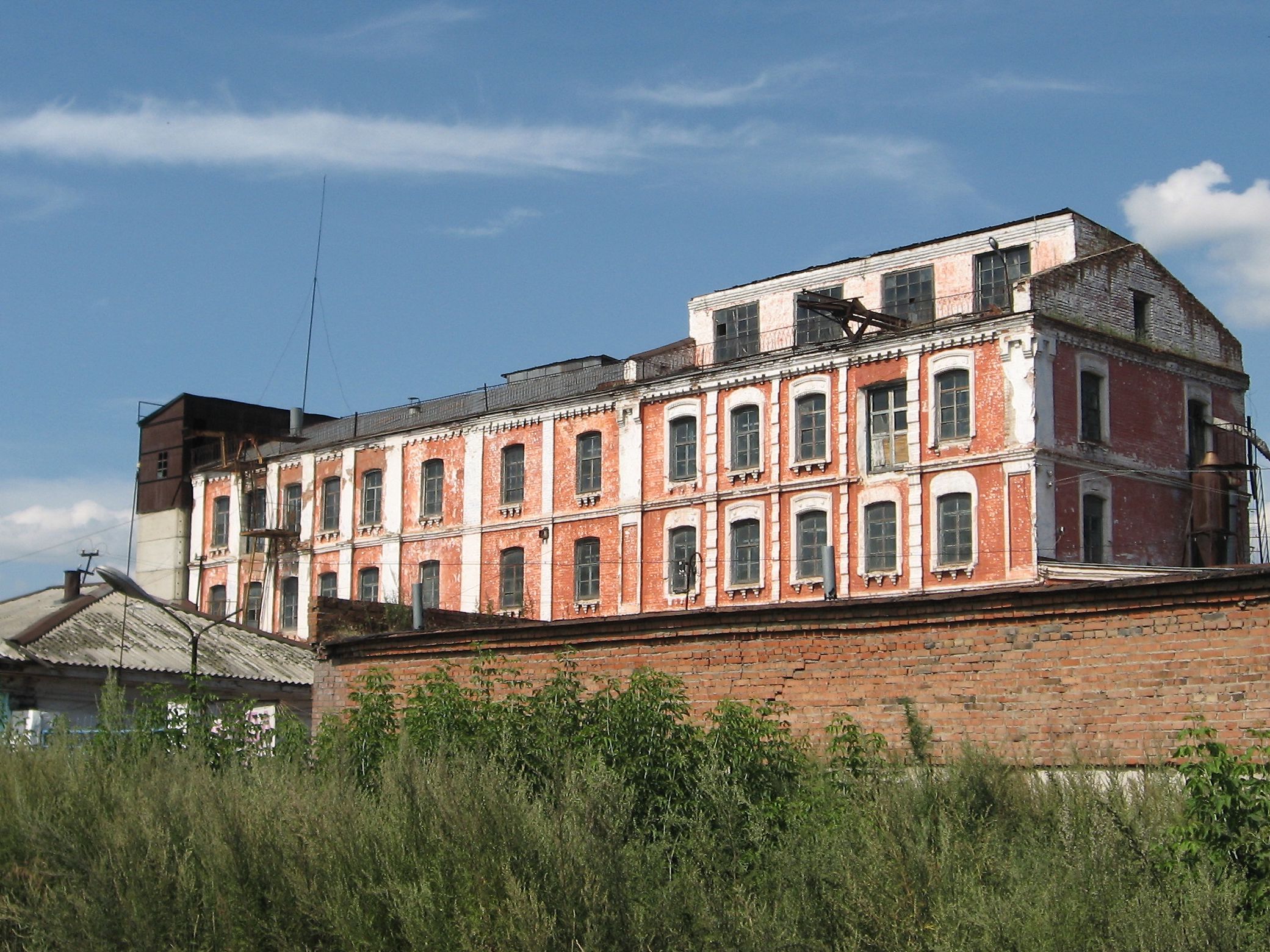 Канск время. Краснопартизанская 57 Канск. Канск Краснопартизанская. Красноярский край Канск Краснопартизанская улица 57. Школа Канск Краснопартизанская.